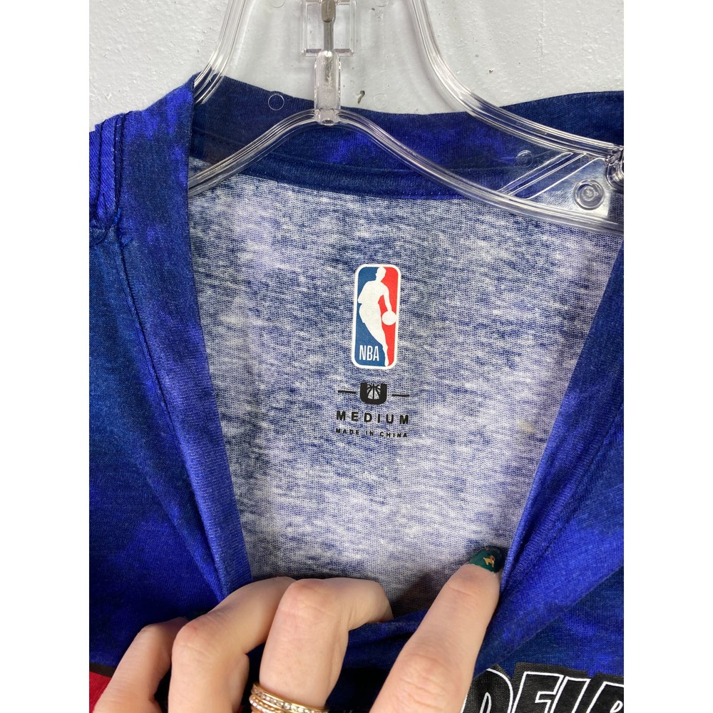 Philadelphia 76ers Basketball, Tye-Die, Short Sleeve NBA T-shirt, Sz M - Picture 2 of 3